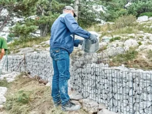 DIY Gabion Basket Retaining Wall 1